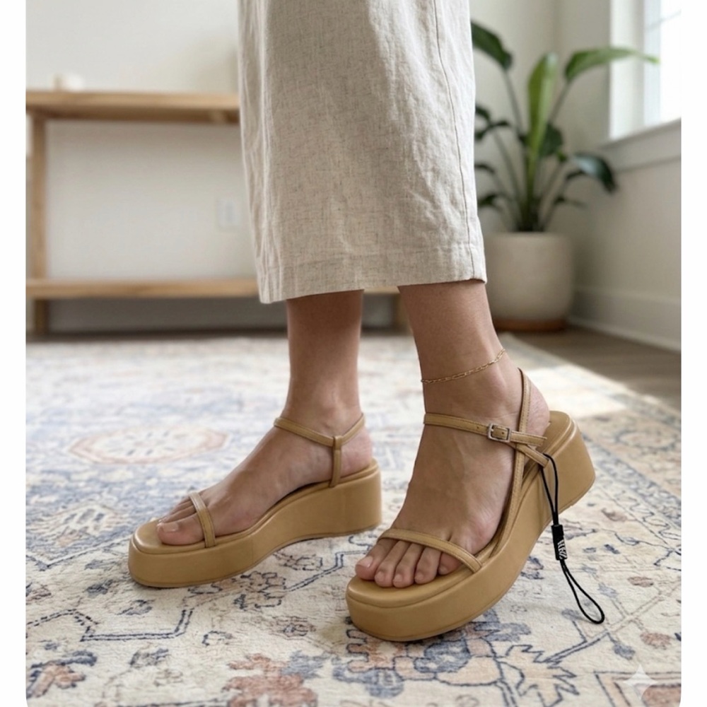 Zara Beige Platform Sandals with Ankle Strap